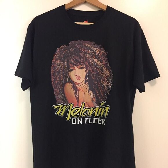 Melanin on Fleek T-shirt size Medium - Picture 1 of 1